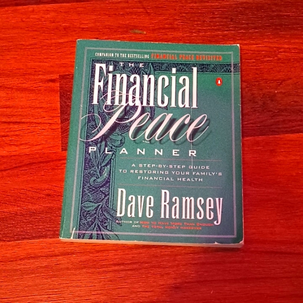 Financial Peace planner by Dave Ramsey